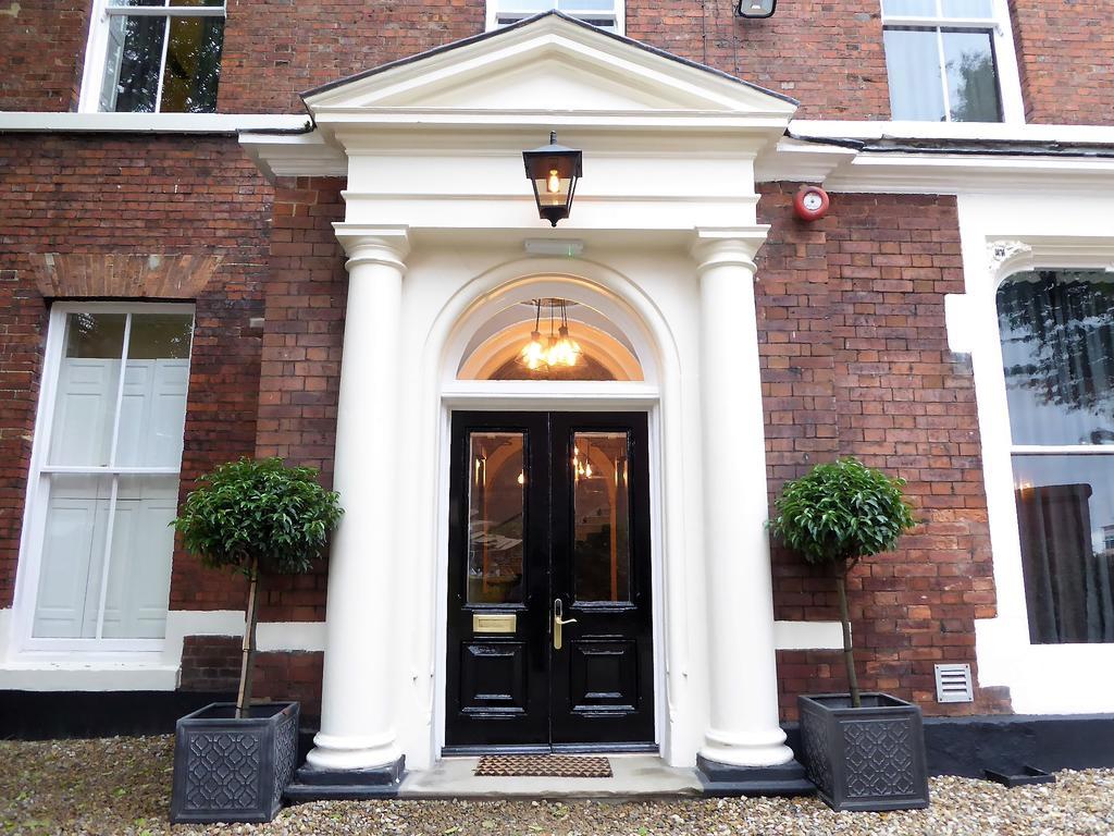 The Heaton At Claremont Serviced Apartments Лийдс Екстериор снимка