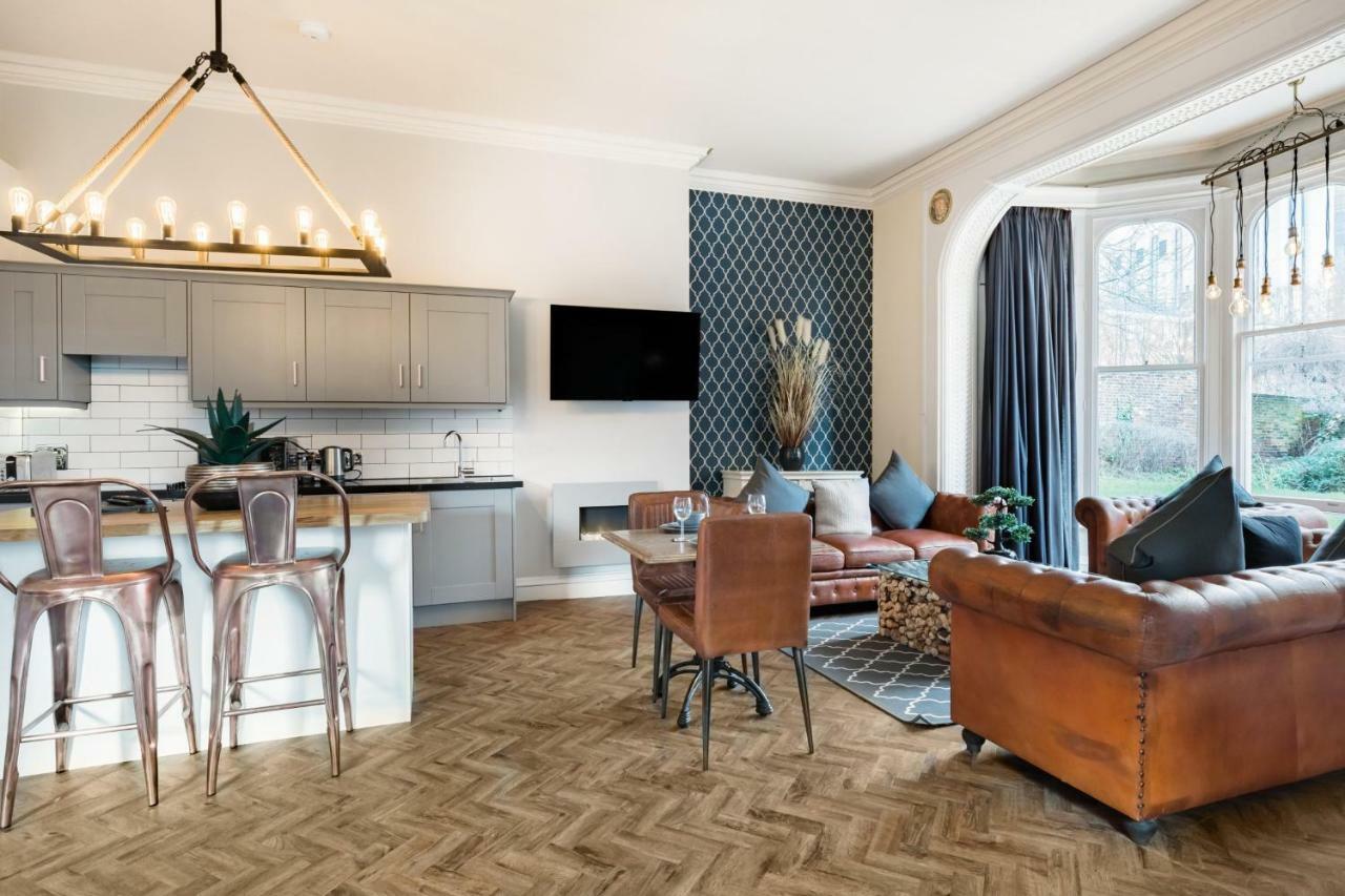 The Heaton At Claremont Serviced Apartments Лийдс Екстериор снимка