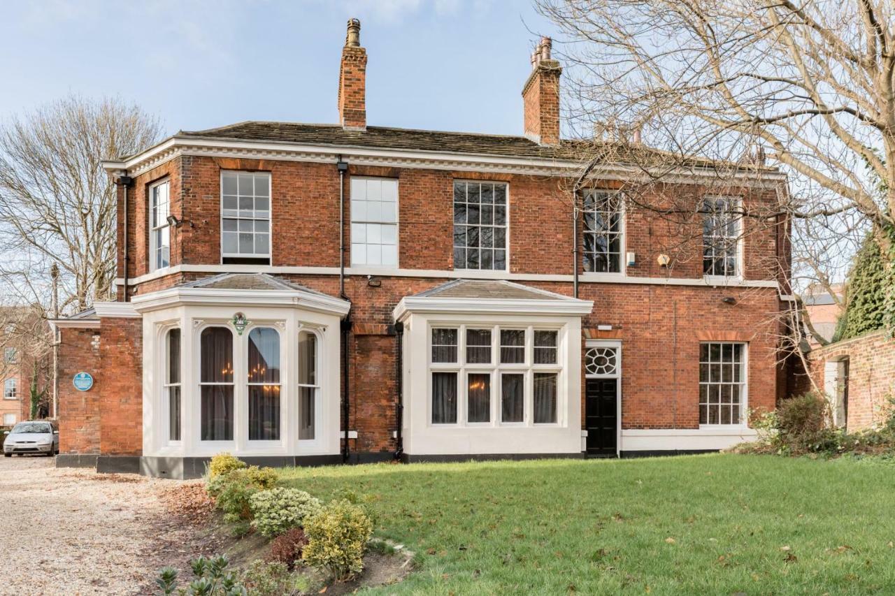 The Heaton At Claremont Serviced Apartments Лийдс Екстериор снимка