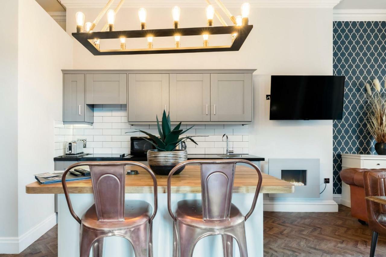 The Heaton At Claremont Serviced Apartments Лийдс Екстериор снимка